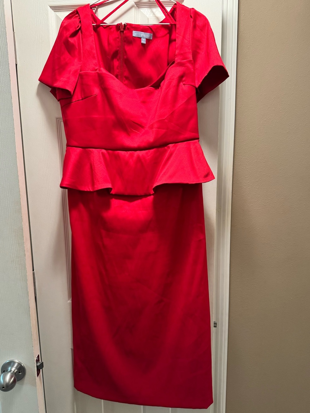 ANTONIO MELANI Vibrant Red Peplum Midi Dress